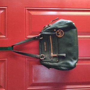 Authentic MICHAEL Michael Kors hand bag with wallet